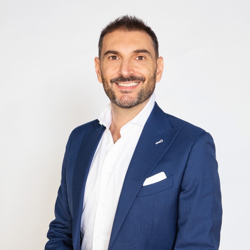 Matteo Mantovani Liively Dalil