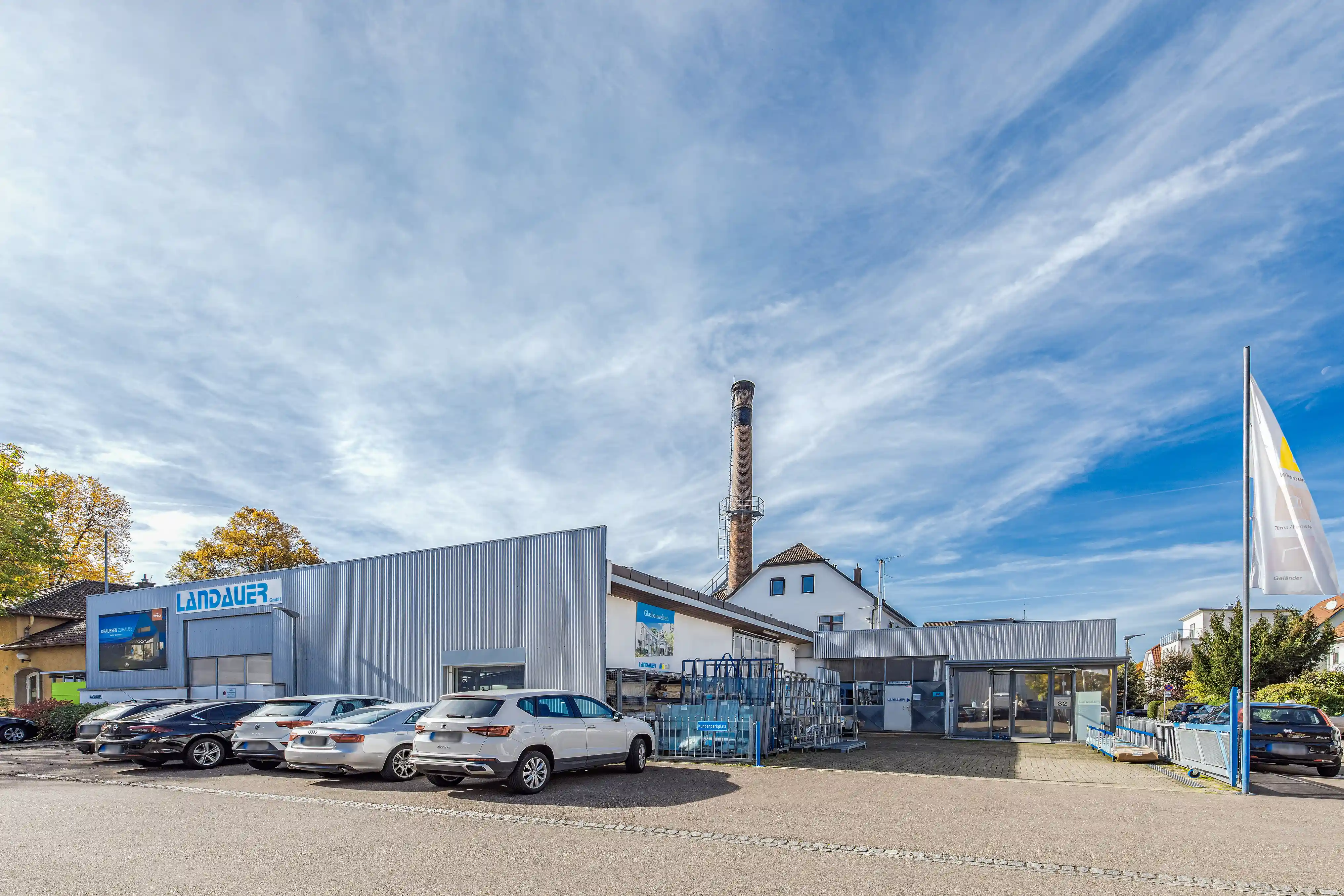 Panoramaaufnahme unseres Firmengebäude in der Carl-Benz-Str. 32 in Göppingen