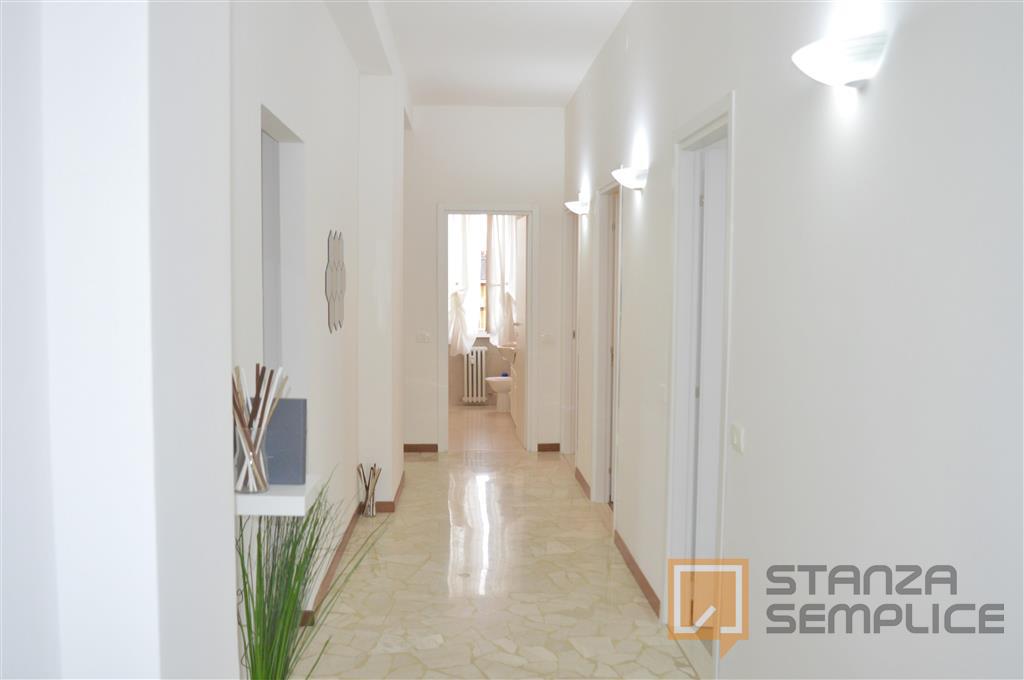 15 sqm room in Viale Muratori, Modena