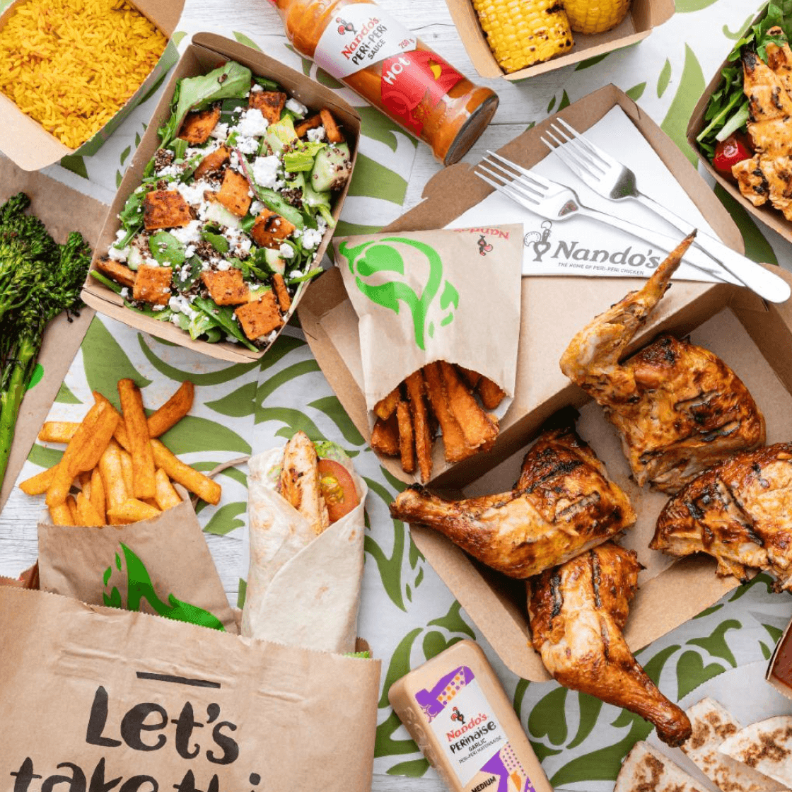 A picture of different size of vases