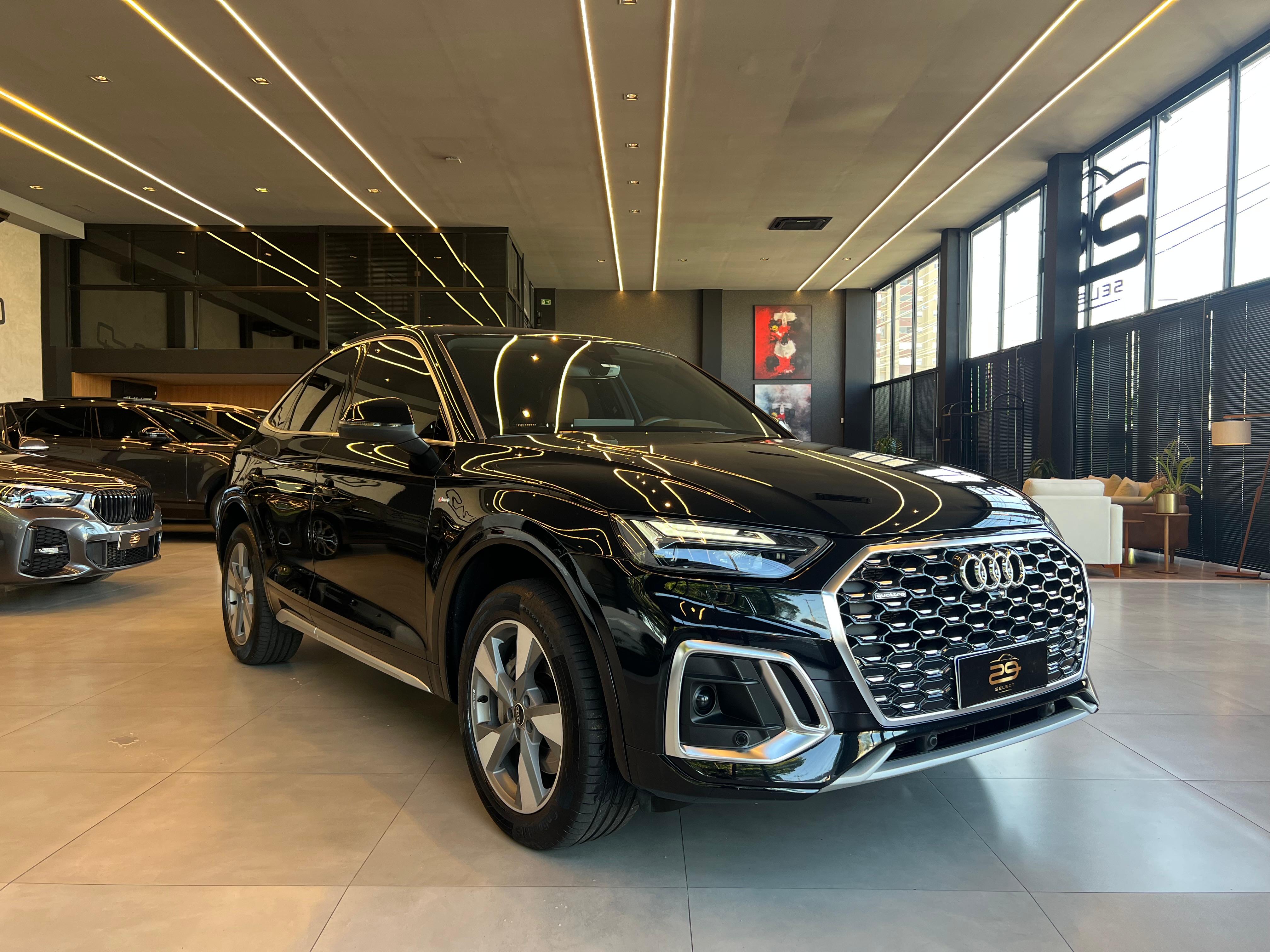 2.0 AUDI Q5 TFSIE S TR QT (HIB)
