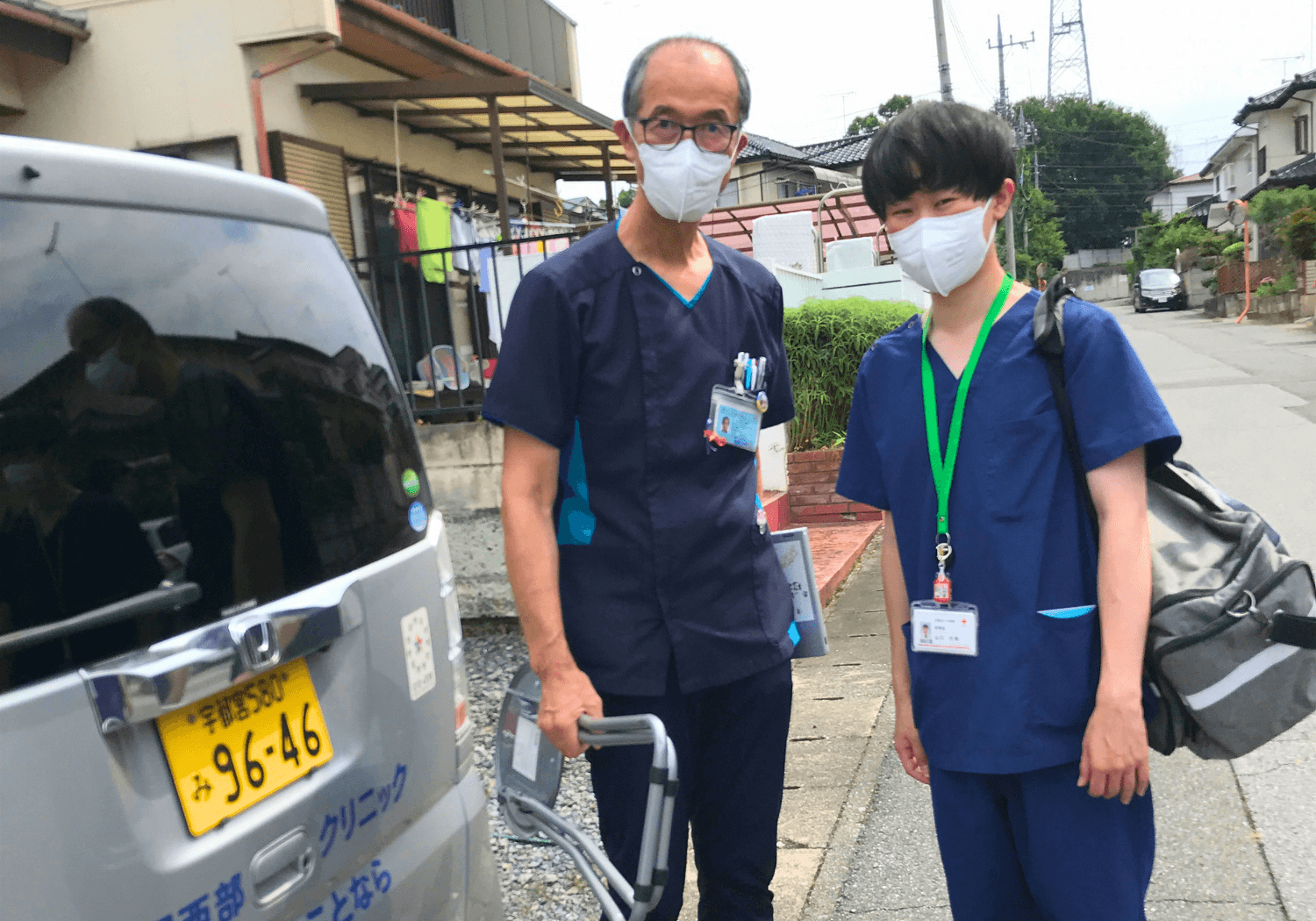 訪問診療の患者宅へ向かう趙達来先生