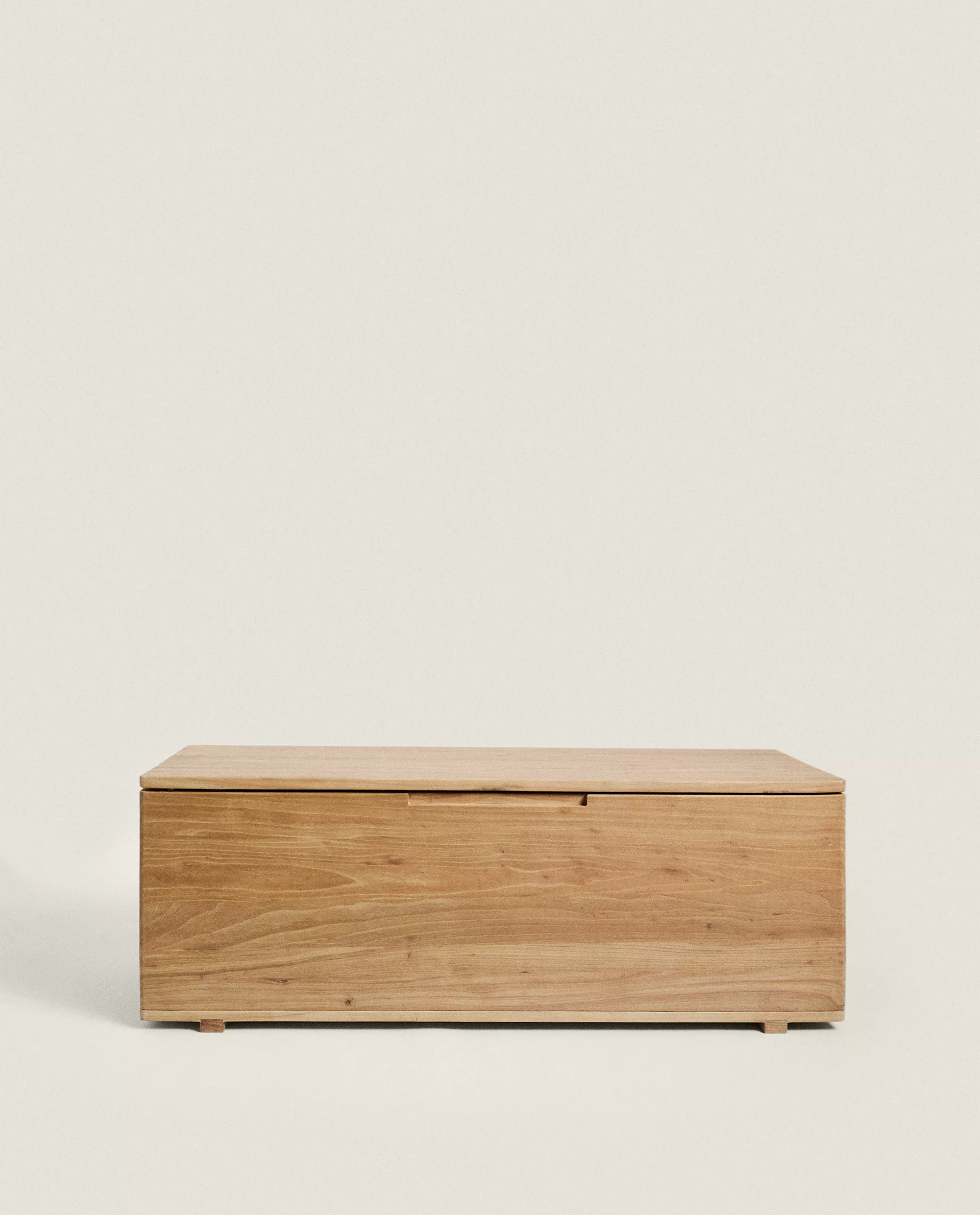 Front view of a Minimalist stylish storage bench make of wood