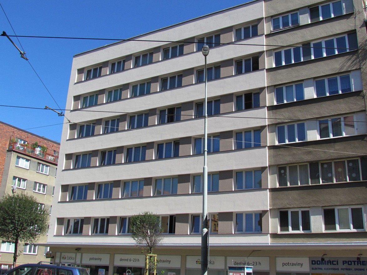 rekonstrukce bytového domu