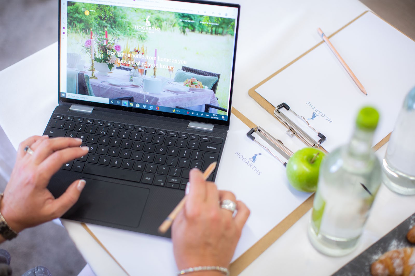 Hogarths Hotel and Spa — luxury four-star hotel website