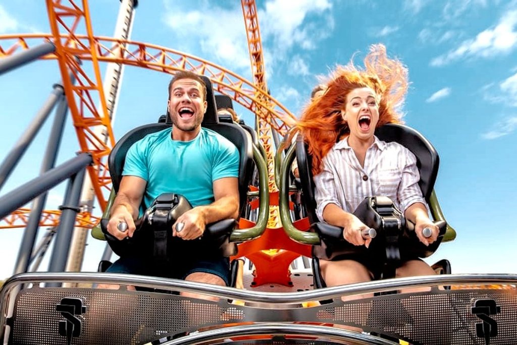 dreamworld theme park roller coaster