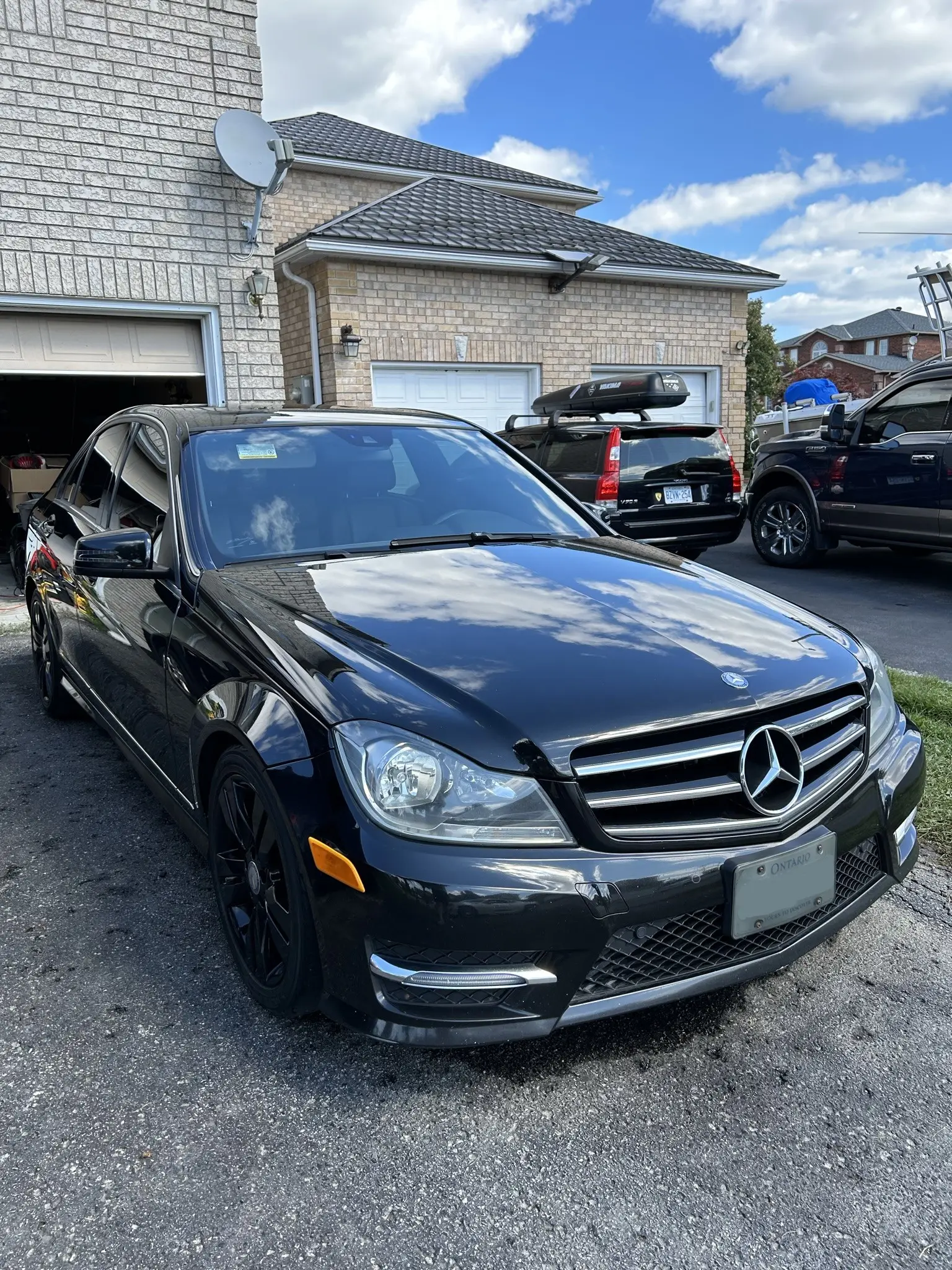 Mercedes C300 Premium Exterior Detail
