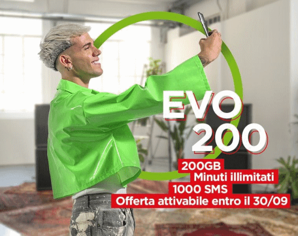 CoopVoce EVO 200 digital banner featuring AKA 7even with branded green arrow gesture highlighting mobile plan offer of 200GB data, unlimited minutes, and 1000 SMS with activation deadline September 30 - performance digital advertising creative for Gen Z conversion by Alessandro Brancati Marketing & Growth Studio