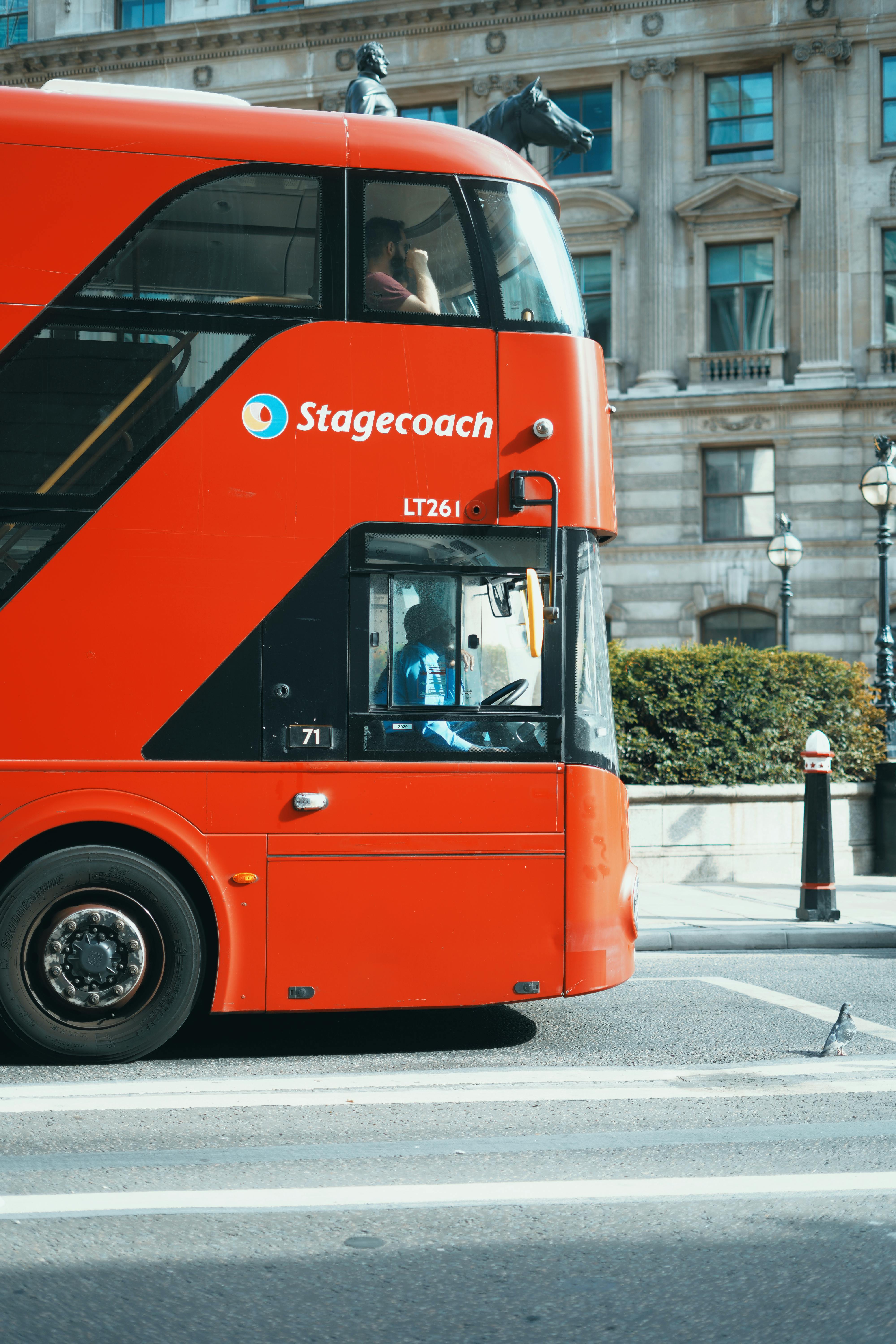vertical-shot-of-a-classic-red-double-decker-bus-on-the-streets-of-london,-engla - cameron-gawn (pexels)