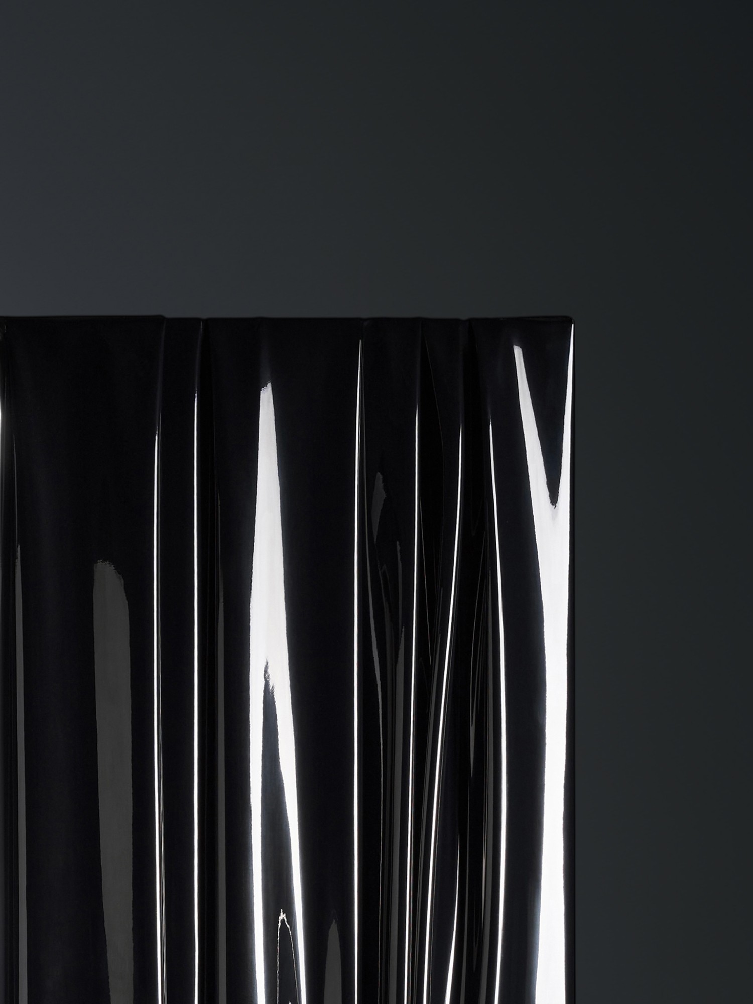 Soyli Oday - Cosmo Black