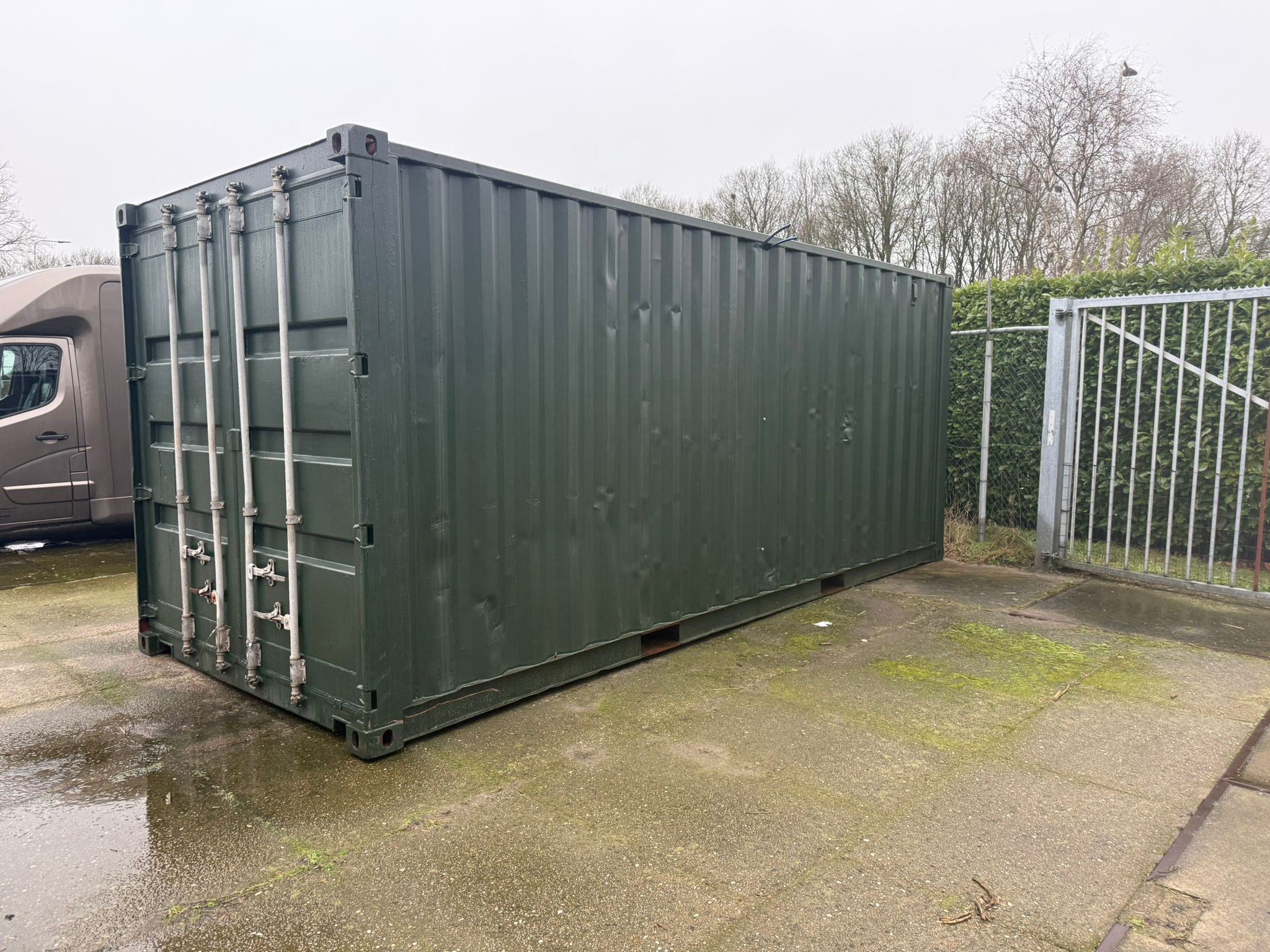 Container thumbnail 3