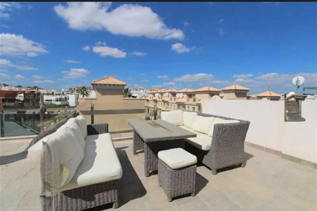 Villa Moderne à Villamartin — 2