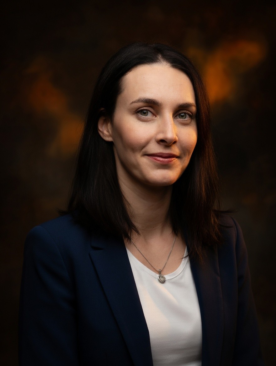 Adriana Pivovarníková - Axelor