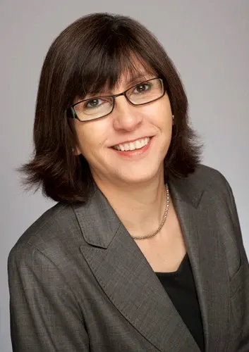 Debra Hesse - Veles Consulting Associate Partner