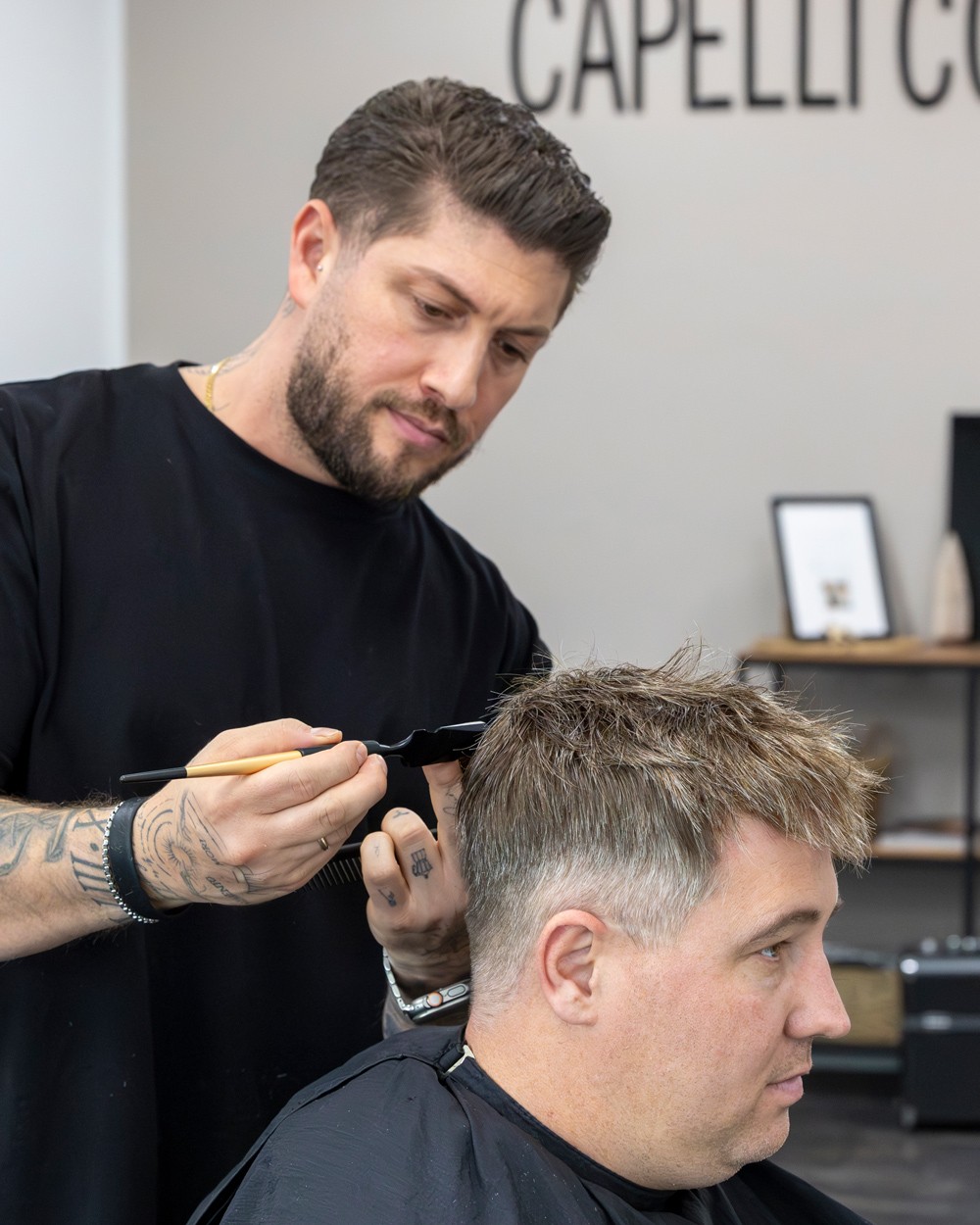 Haarsystem-Pflege beim Meisterfriseur Kevin Cortese