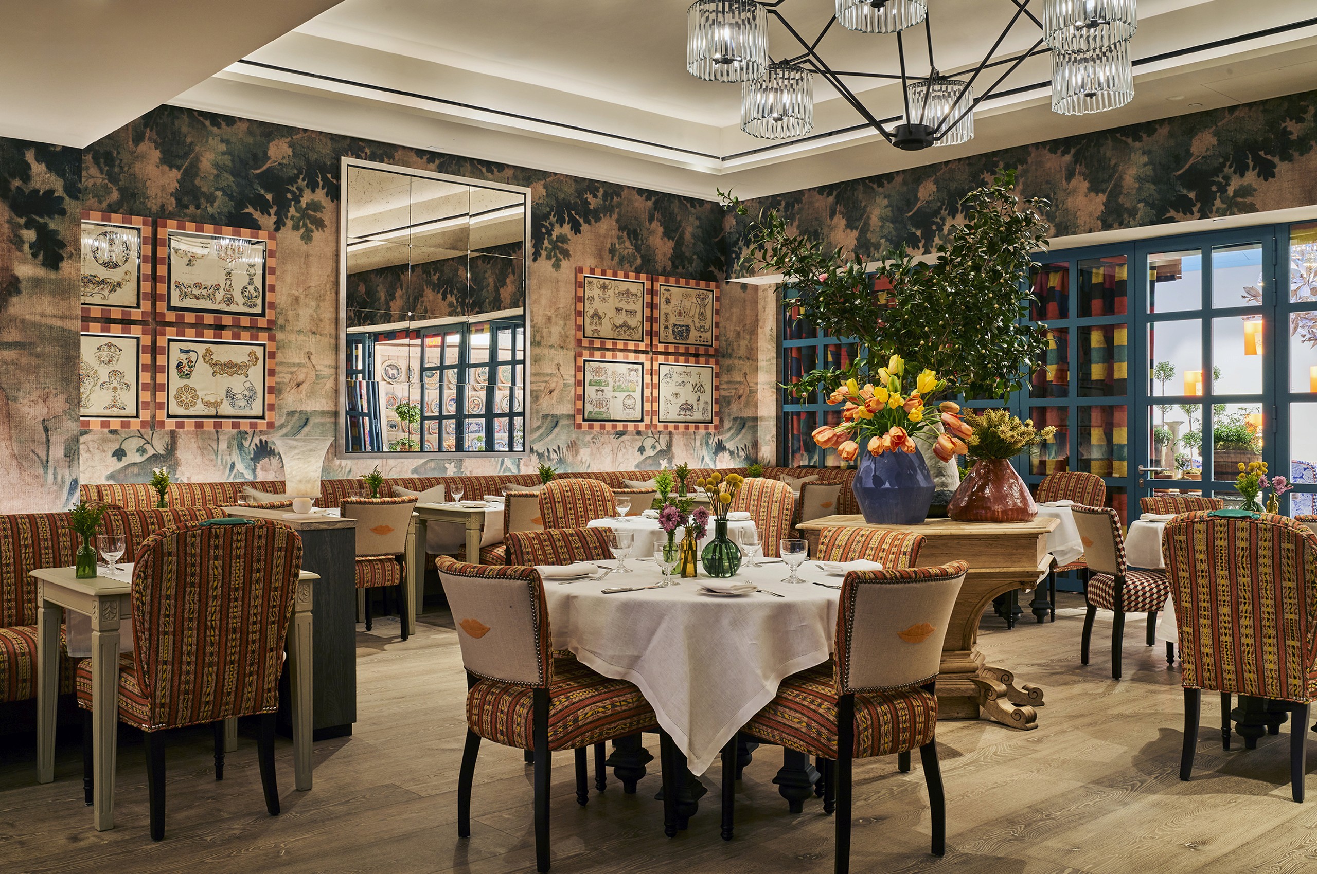 Moment 04 · The Dining Room — The Orangery (The Blue Building in Tribeca)