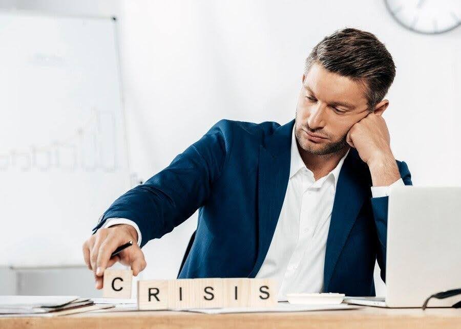 How to Navigate Social Media Crises: Strategies for Damage Control