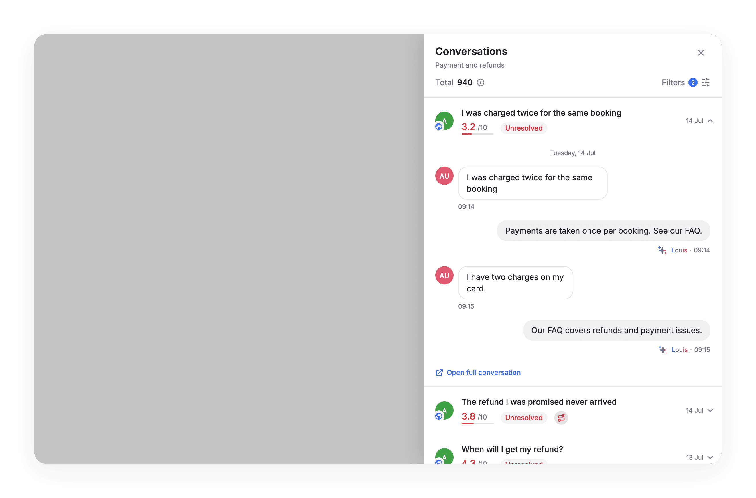 Panneau Conversations pré-filtré sur le sujet cliqué : verdict, CX Score et première question pour chaque conversation