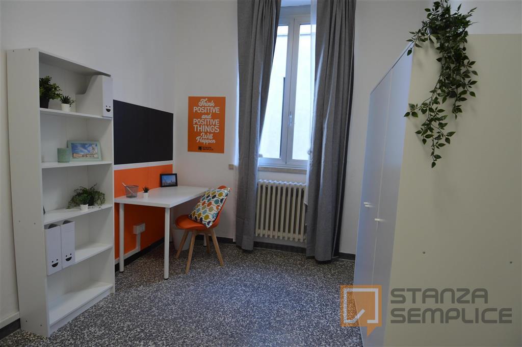 13.48 sqm room in Vicolo Franco Villa, Reggio Nell'Emilia