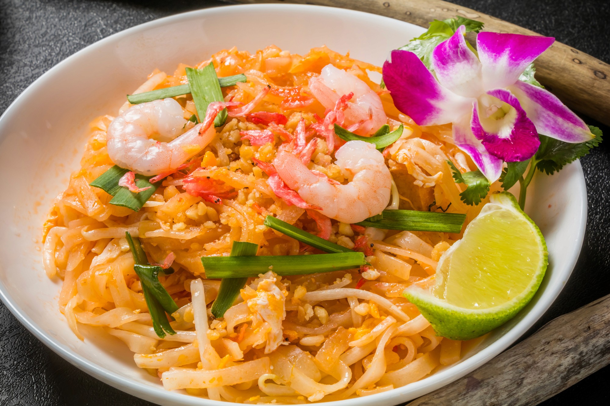 Shrimp ceviche with lime and toasted bread.