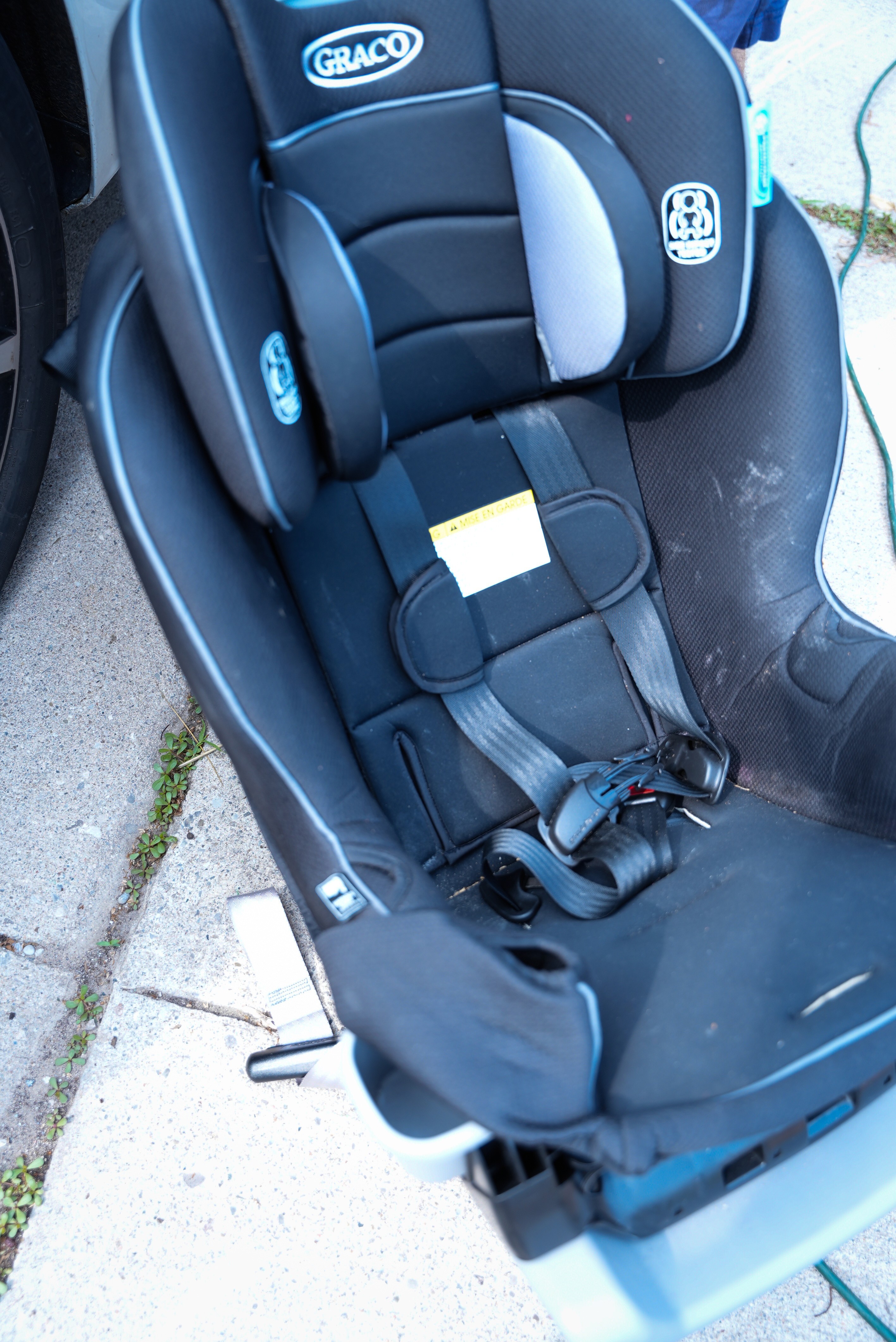 Metro Auto Spa baby car seat cleaning dirty insert before Toronto