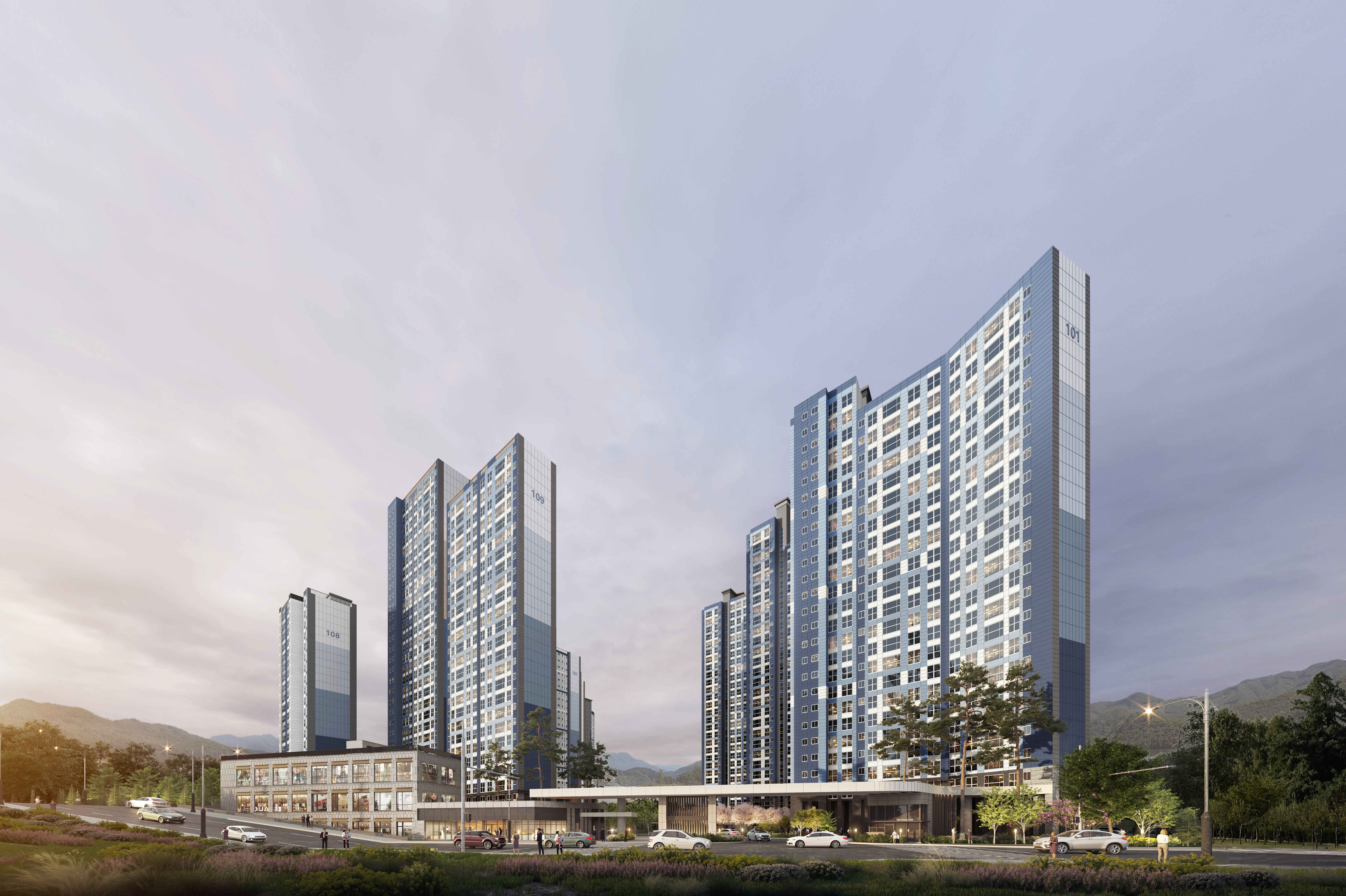 Dynamic picture of a cyclist riding downhill