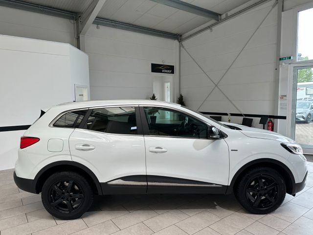 RENAULT Kadjar 2016 WHITE Gebrauchtwagen - Galeriebild 5