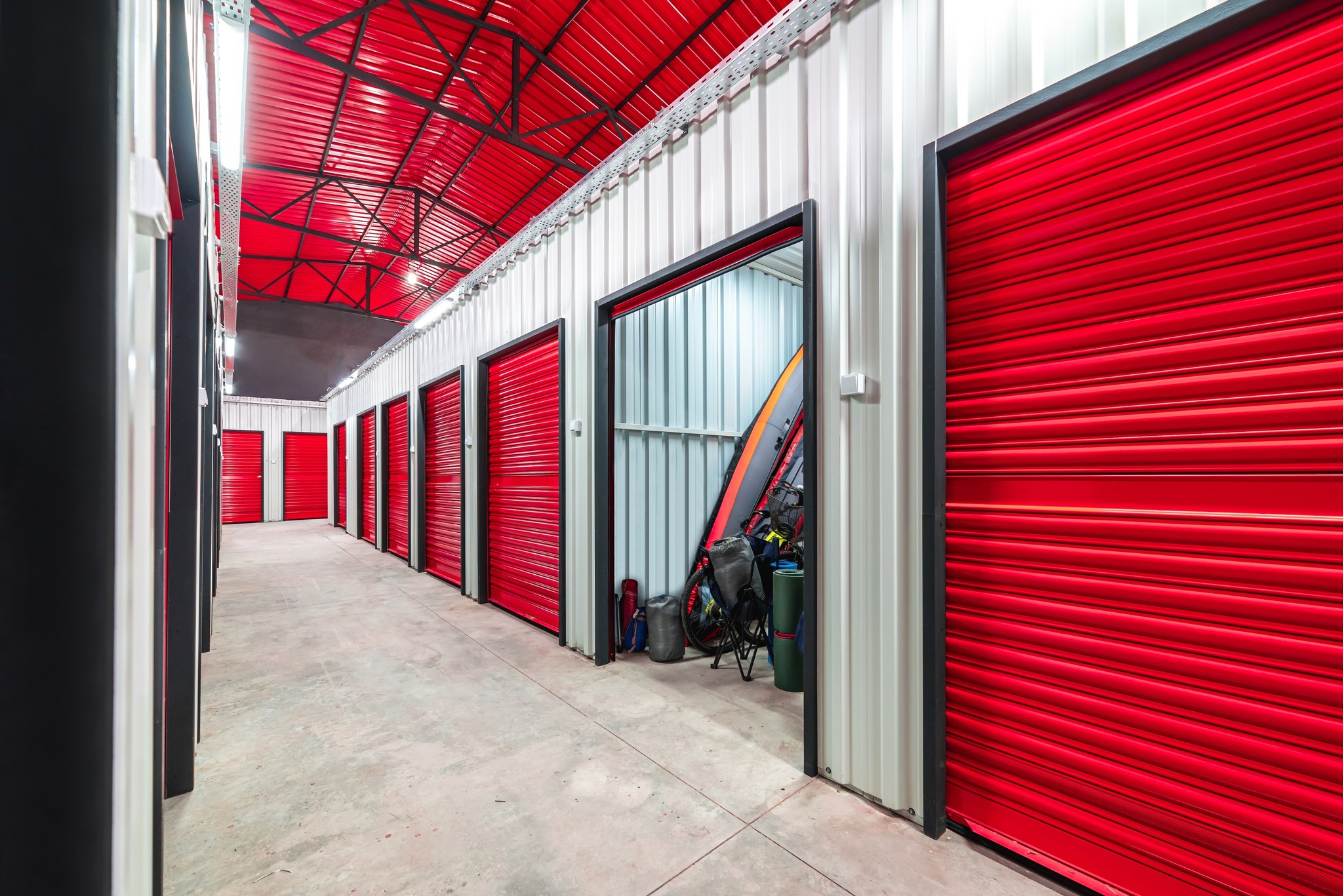 personal storage units in dubai, at ARENA storage in Al Quoz, with units from 15 to 200 sq. ft.