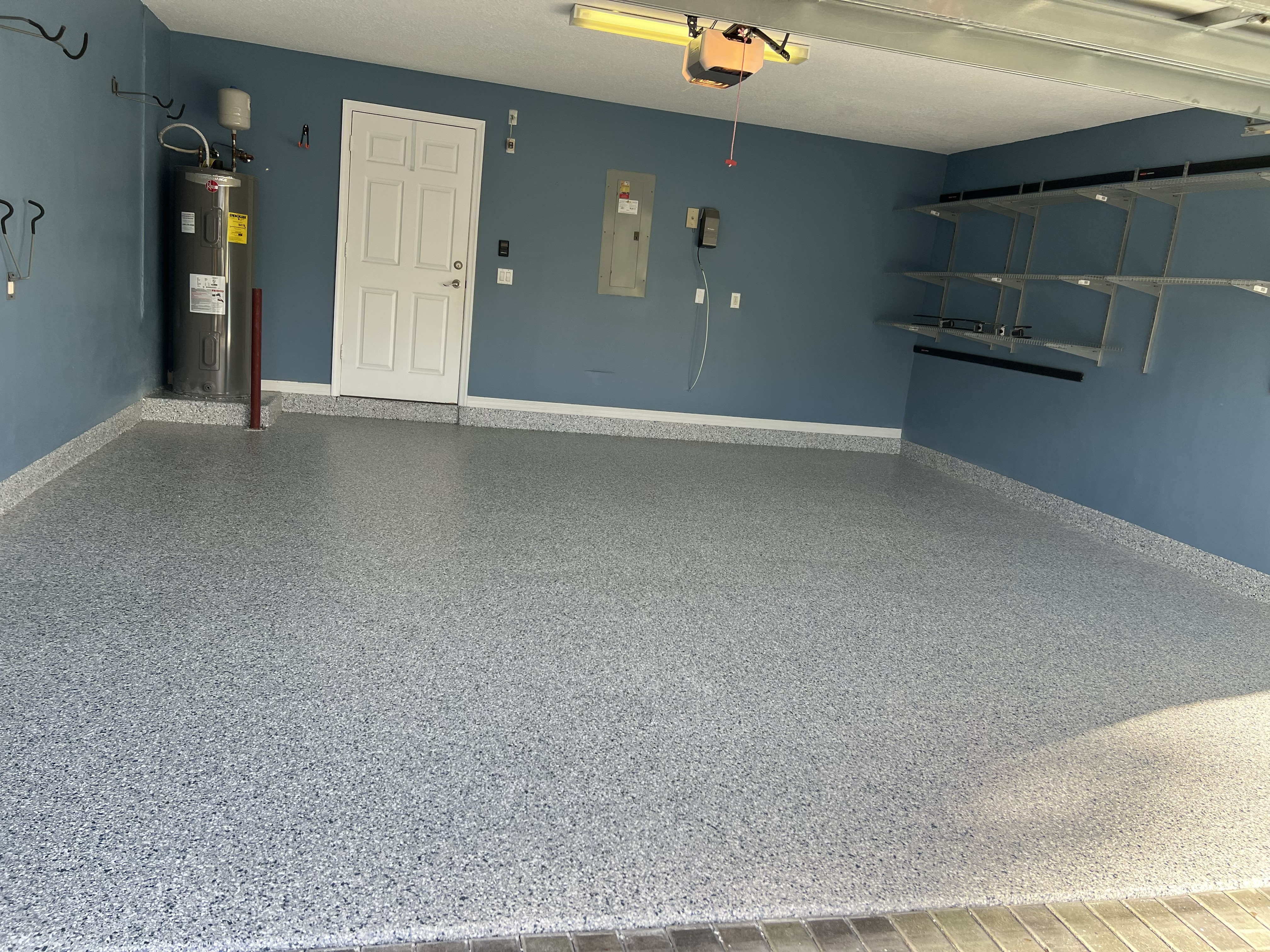 Tradition one-day garage after floor coating