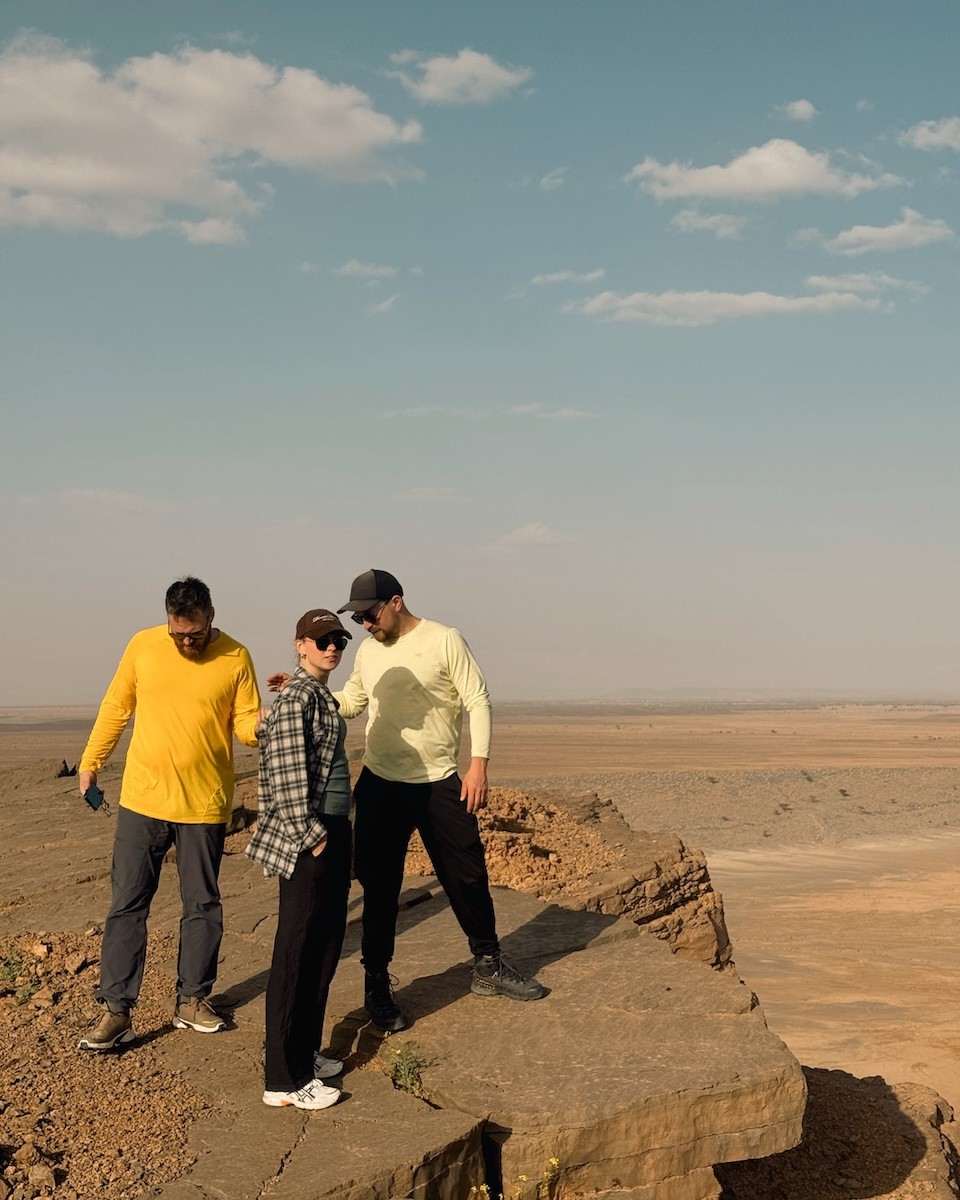 Эндуро мототур в Марокко — Lepei.tours. Катание по бездорожью, горы, песок и свобода приключений.