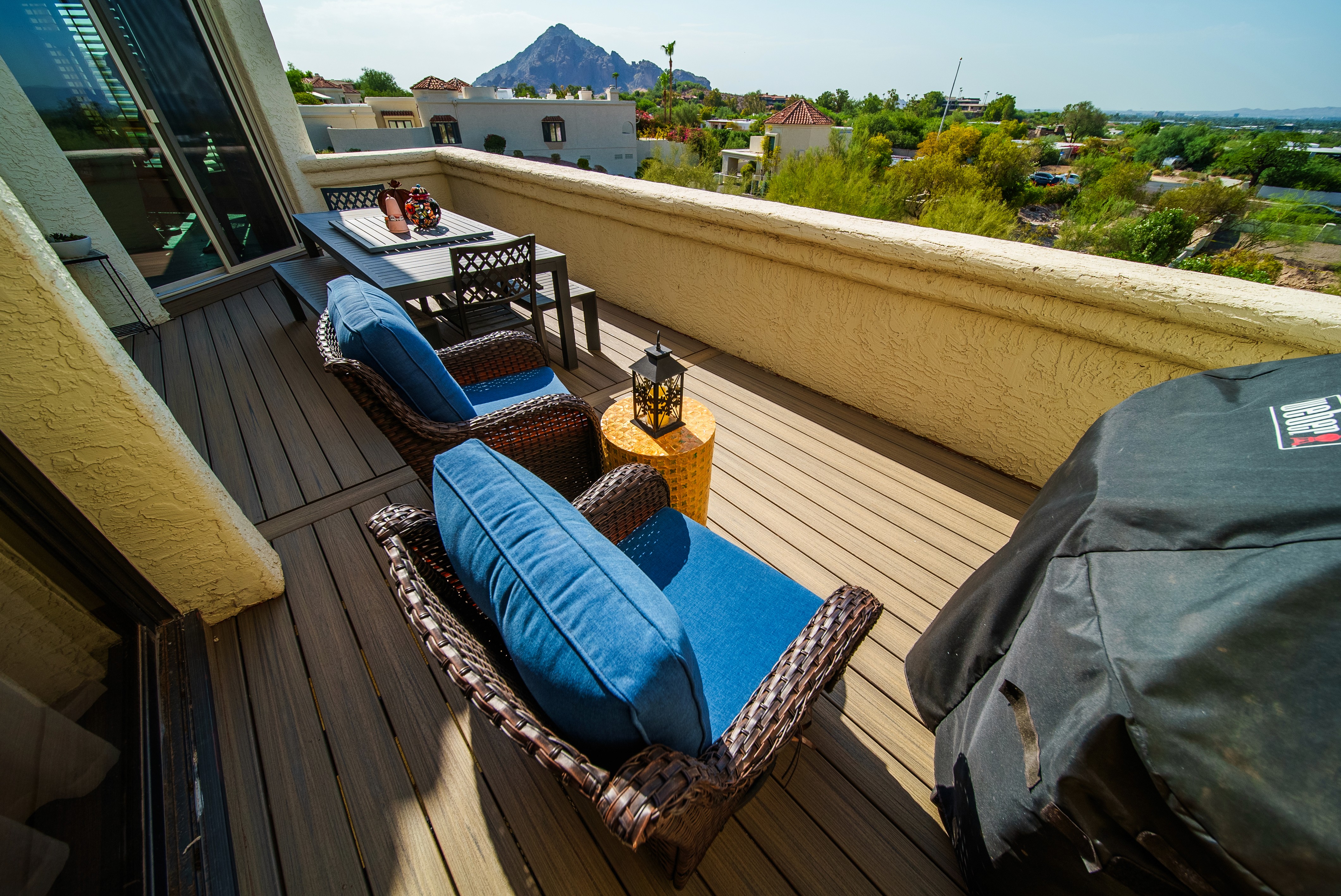 HBC Desks – Balcony Renewal with Trex Enhance decking