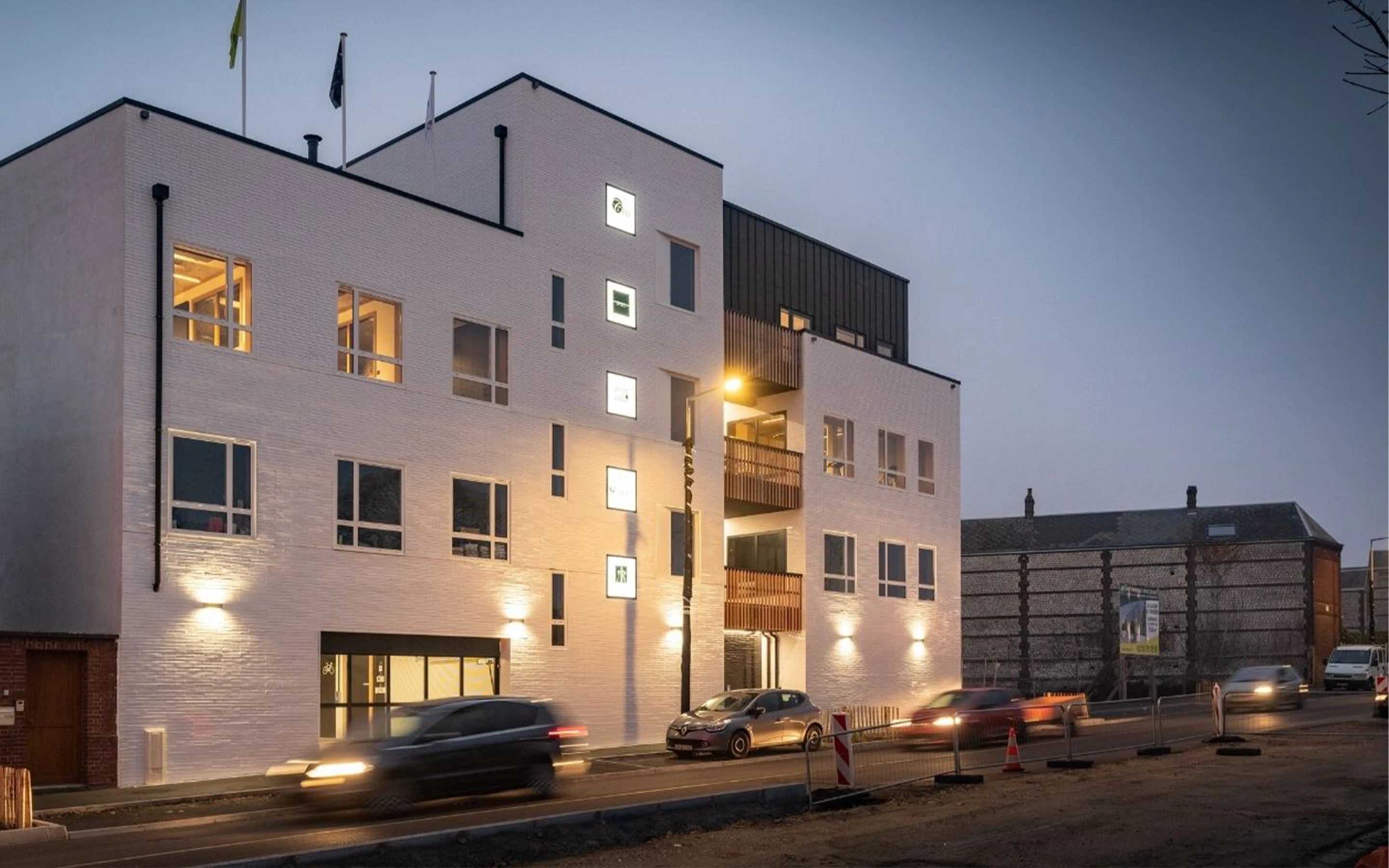 bureaux equatech, projet de signaletique, noirvif