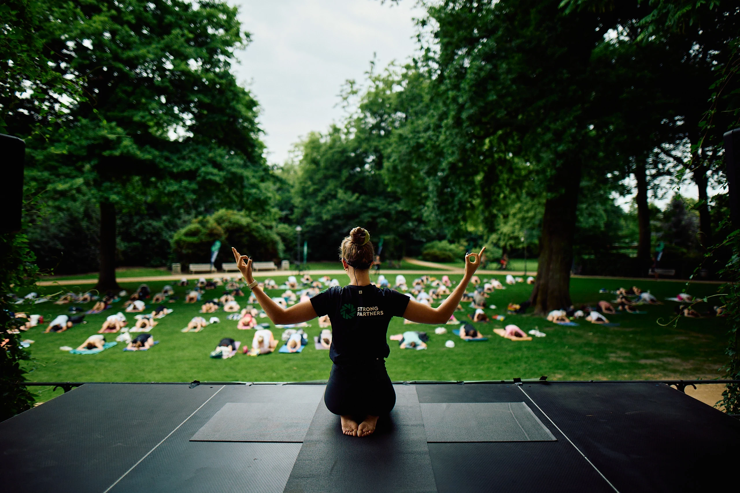 Yoga Event von Strong Partners einen Dienstleister für Gesundheitsmanagement durchgeführt