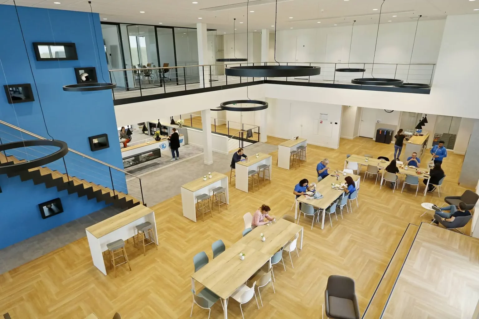 Nieuwe kantoorinrichting Bavinckhouse door Perla