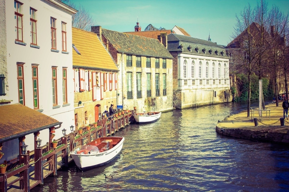 Add a canal tour to the See & Do section of your Bruges Pinboard