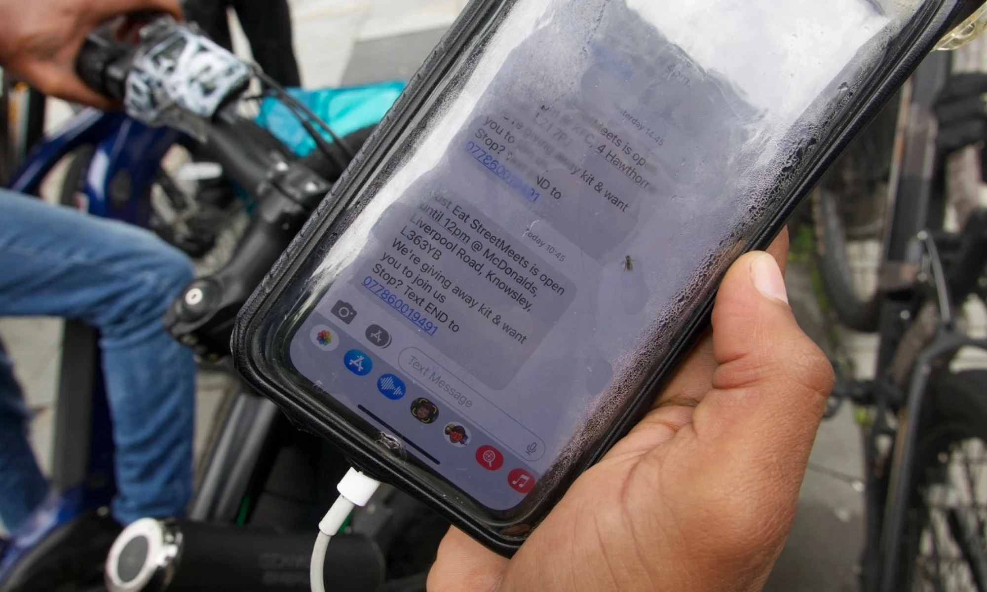 Invite text to delivery drivers