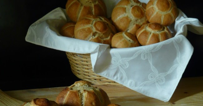 La Paloma Cafe interior