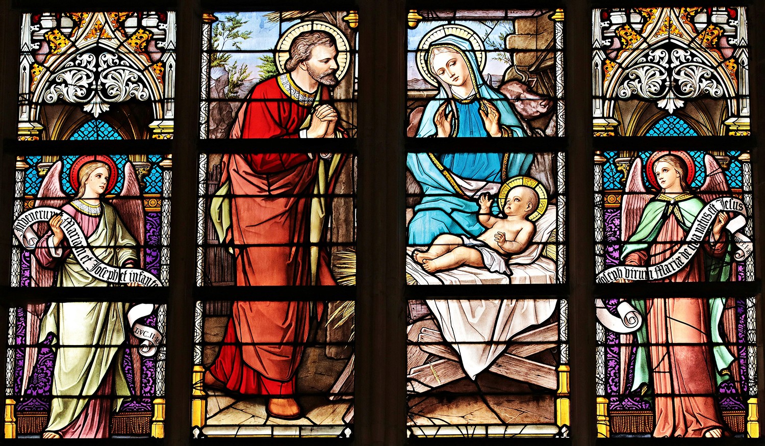 Stained glass window depicting the birth of Christ