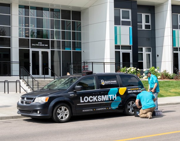 keywe locksmiths near service van