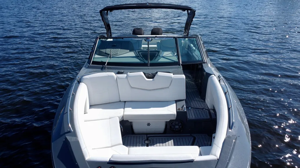 Boat thumbnail 8