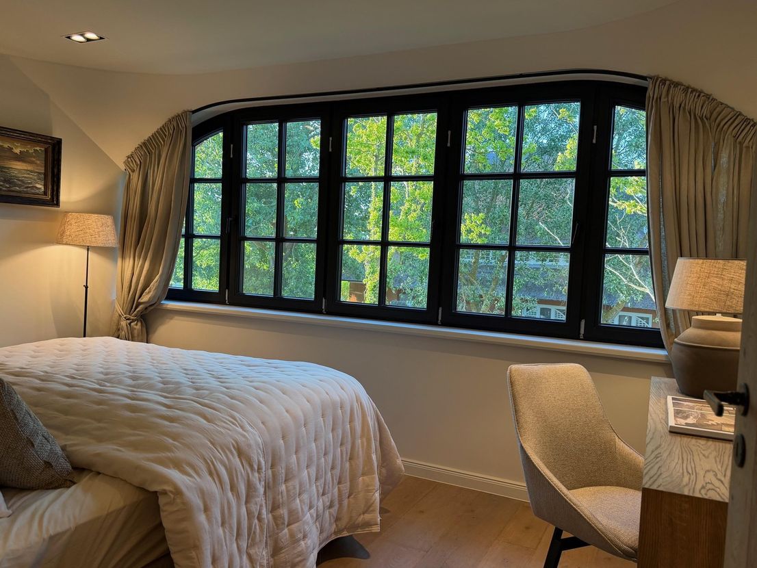 Schlafzimmer mit ruhiger Atmosphäre