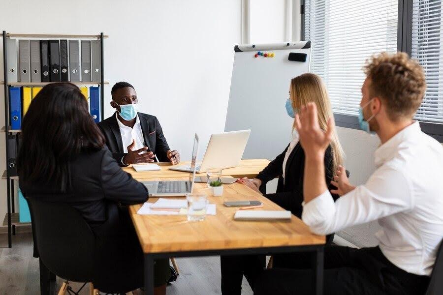 How to Navigate Social Media Crises: Strategies for Damage Control