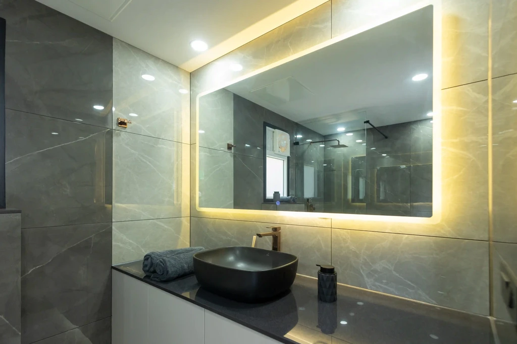 A picture of the VAKIO Prefab Bathroom Pod interior.