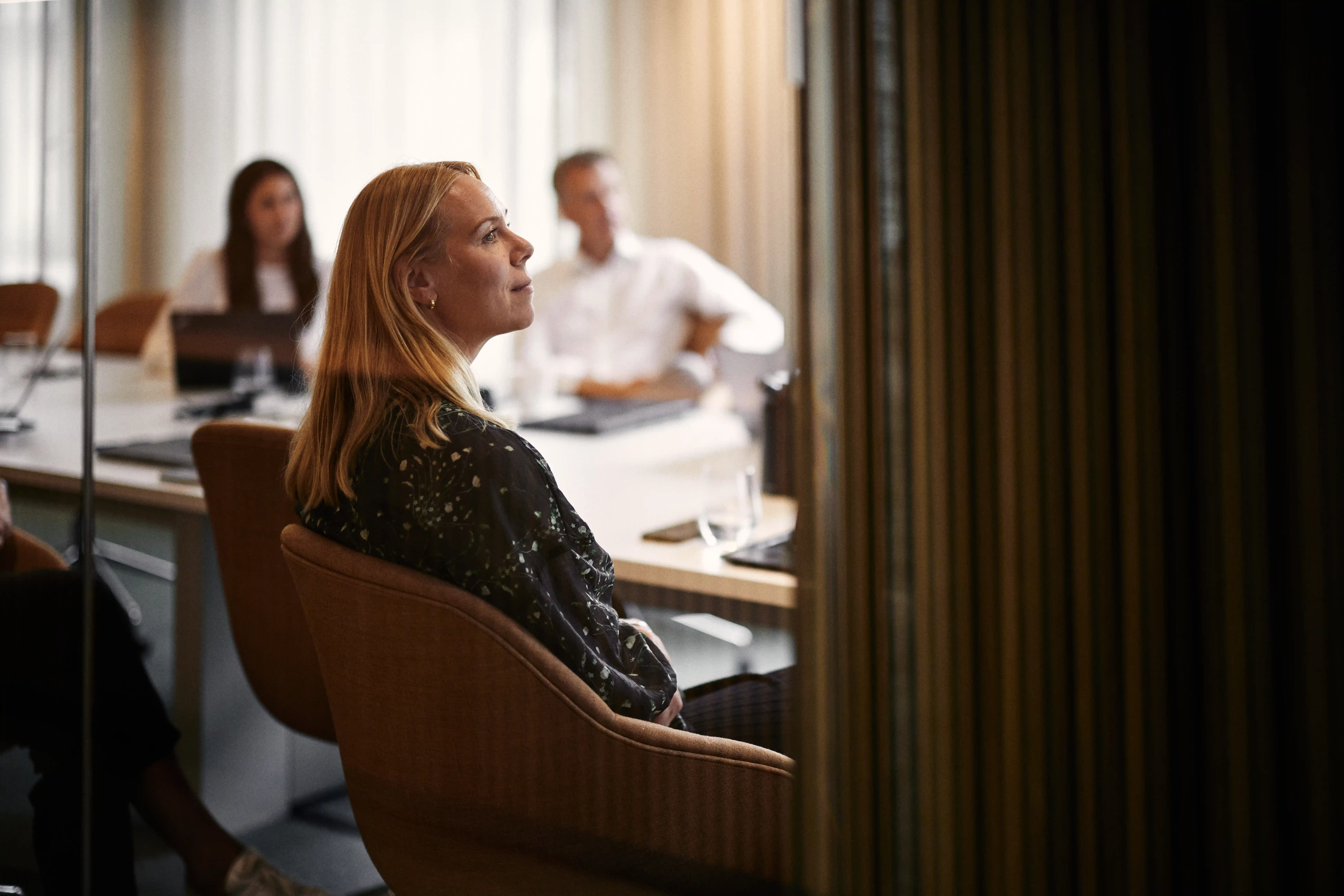 R3 Studio Corporate Business Photography Woman