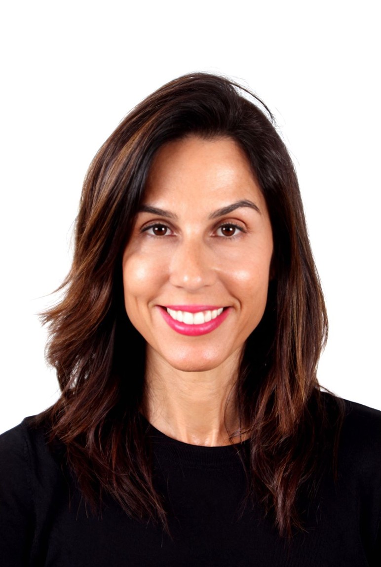 Portrait of Susana the founder & CEO of SPR Global Mobility