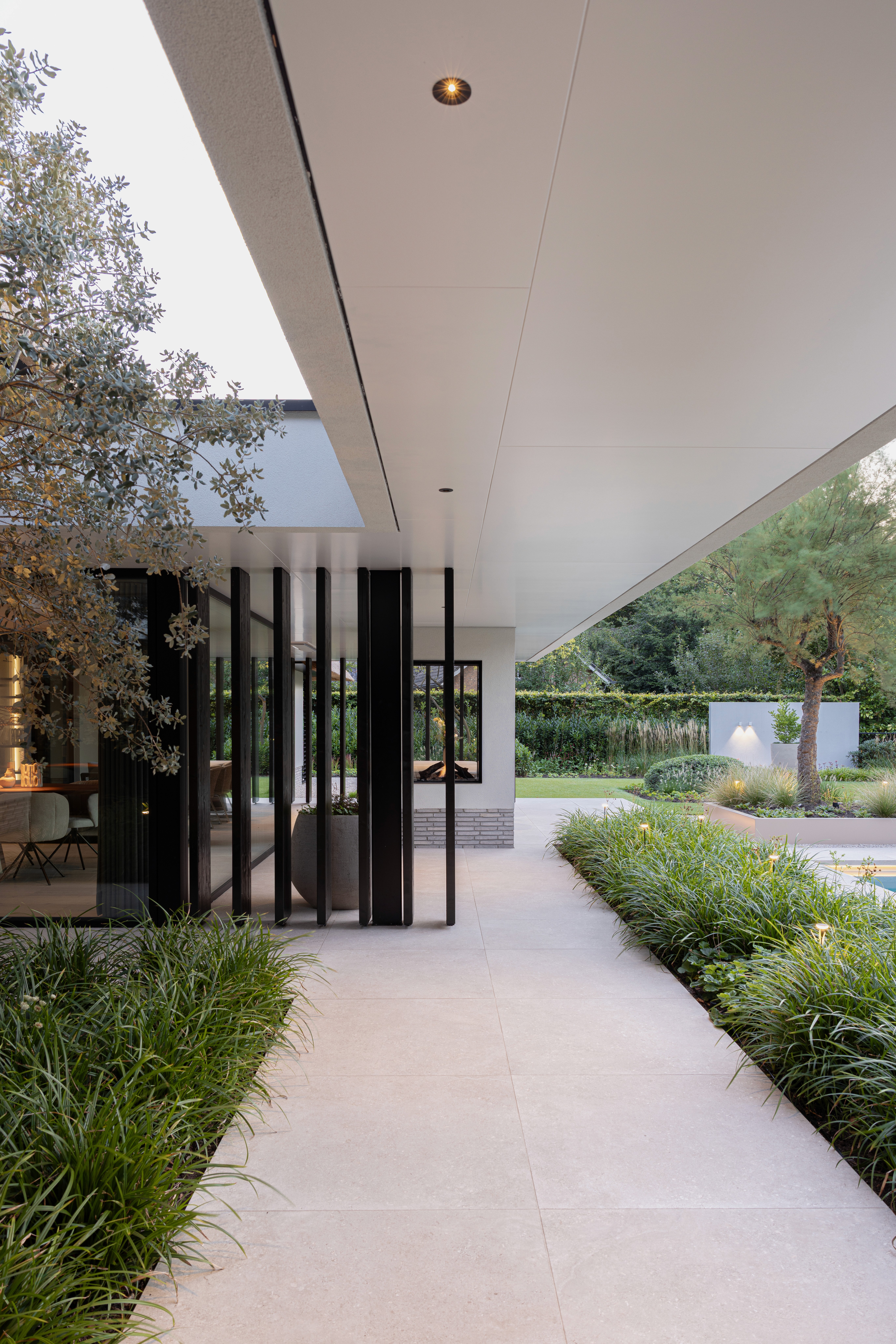 Here comes the alt text