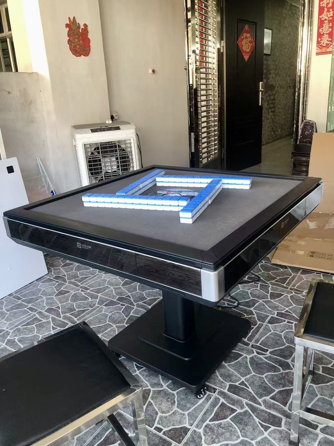 Minimalist beige sweatshirt