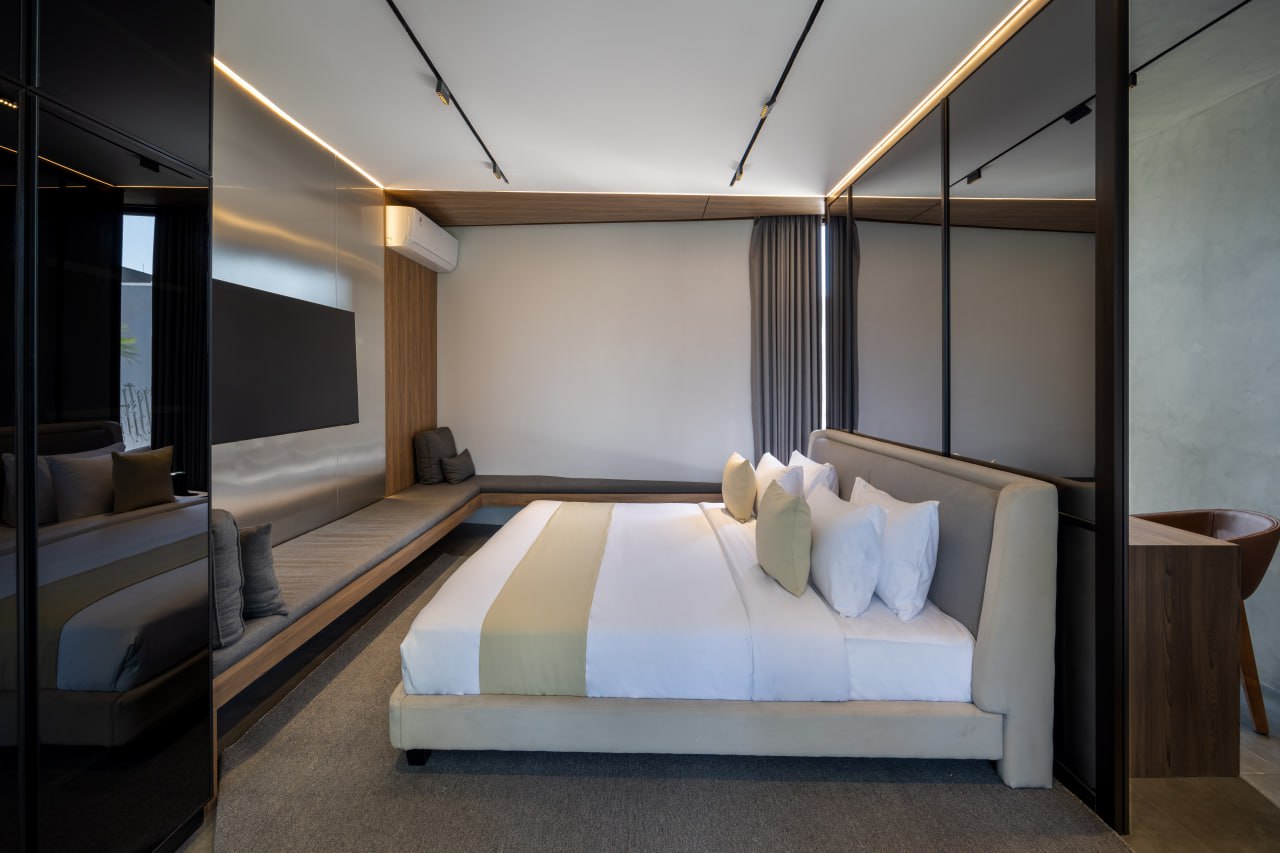 A 2-bedroom villa in a complex in Canggu, located about 950 meters from Batu Bolong Beach