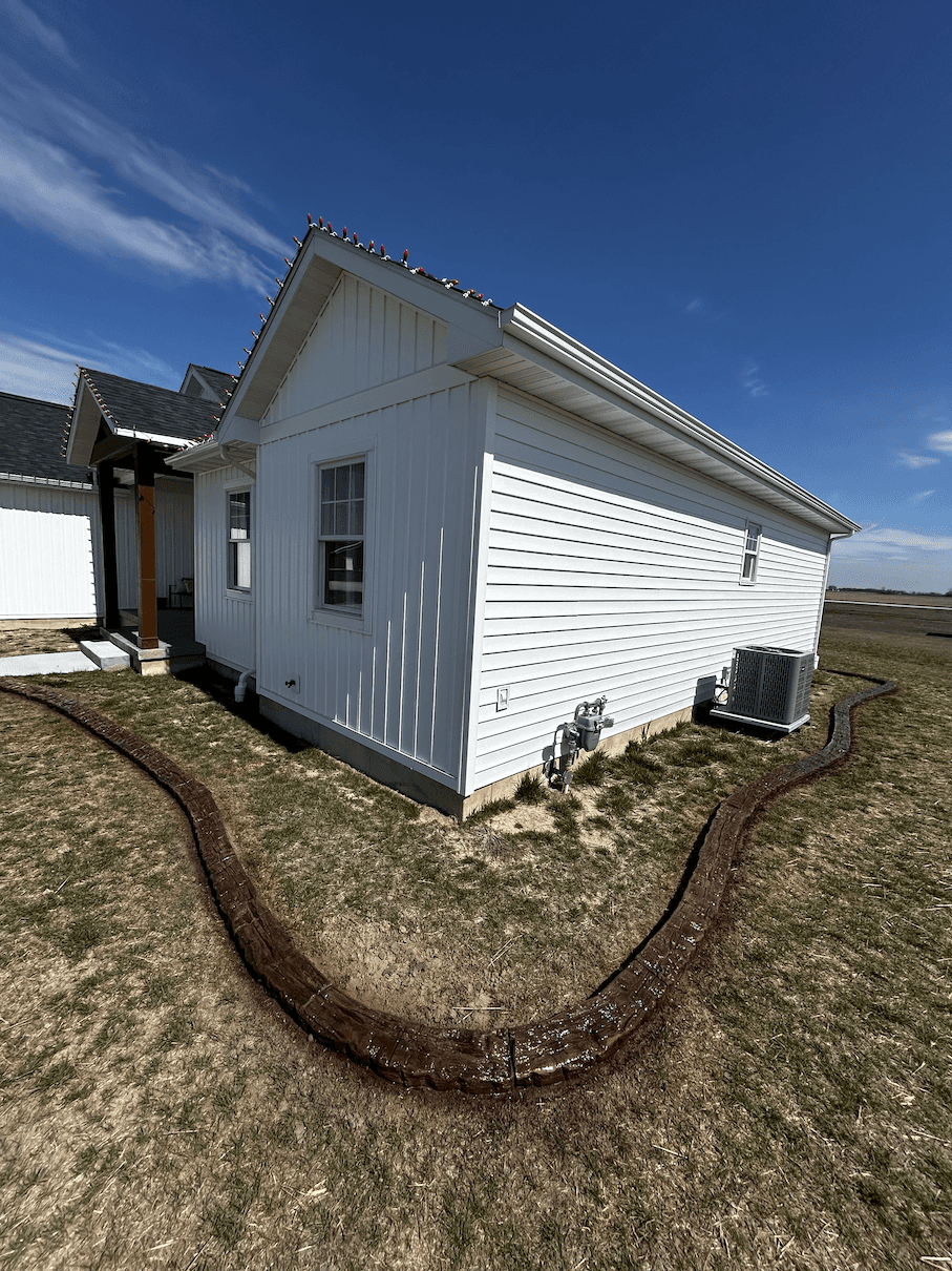 Illinois Central Curbing Concrete Landscape Edging