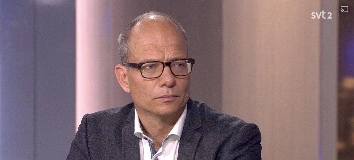   Johan Brantmark intervjuas i Aktuellt. Bild:    svtplay.se   